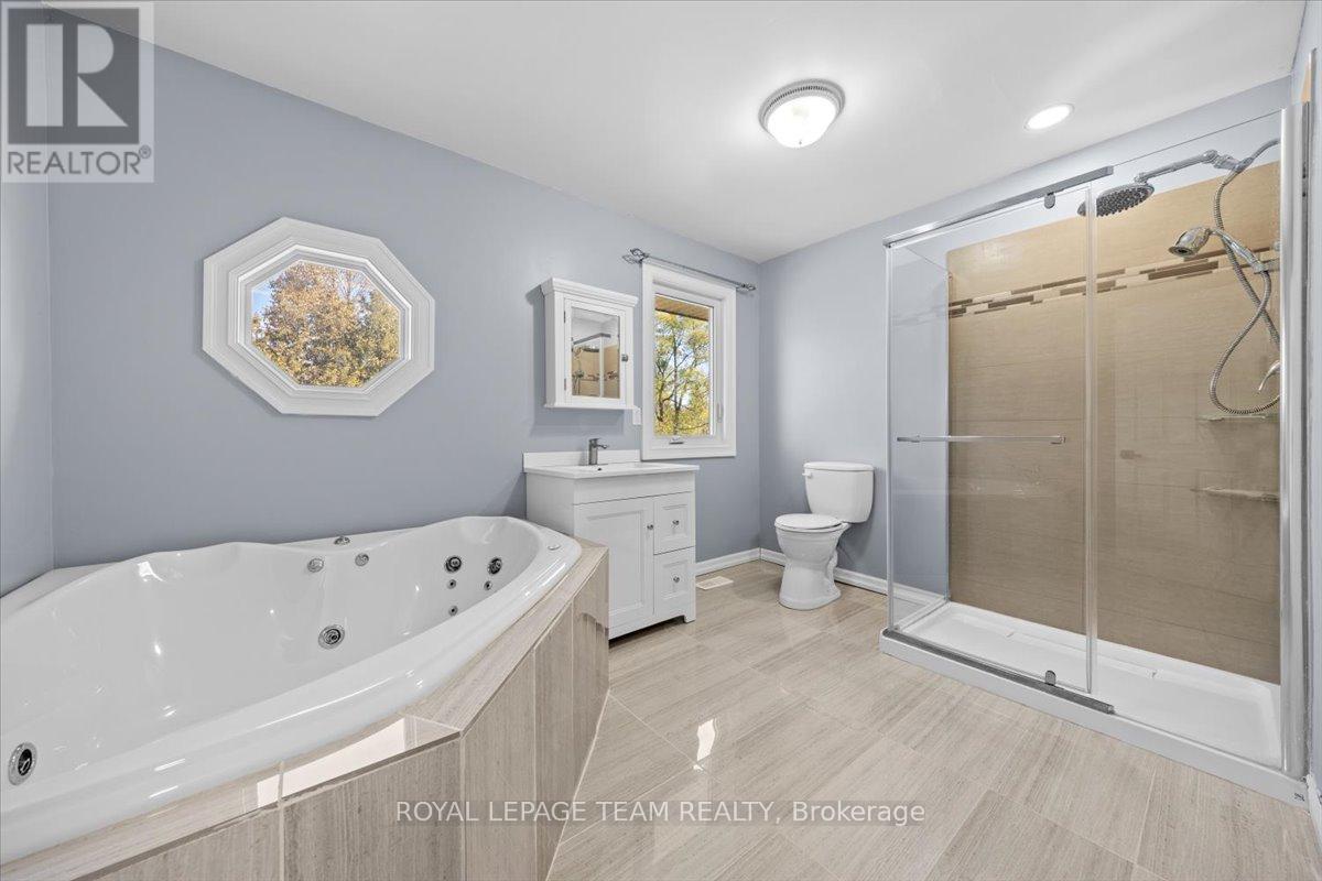 5410 Old Richmond Road, Ottawa, Ontario  K2R 1G7 - Photo 27 - X12478530