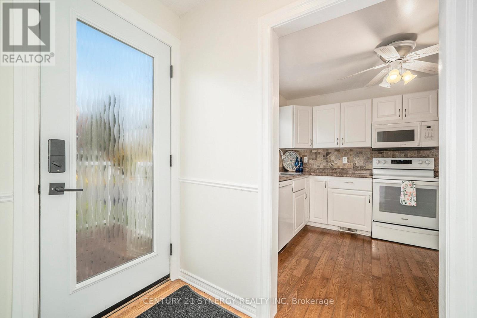 212 Maley Street, North Grenville, Ontario  K0G 1J0 - Photo 3 - X12478562