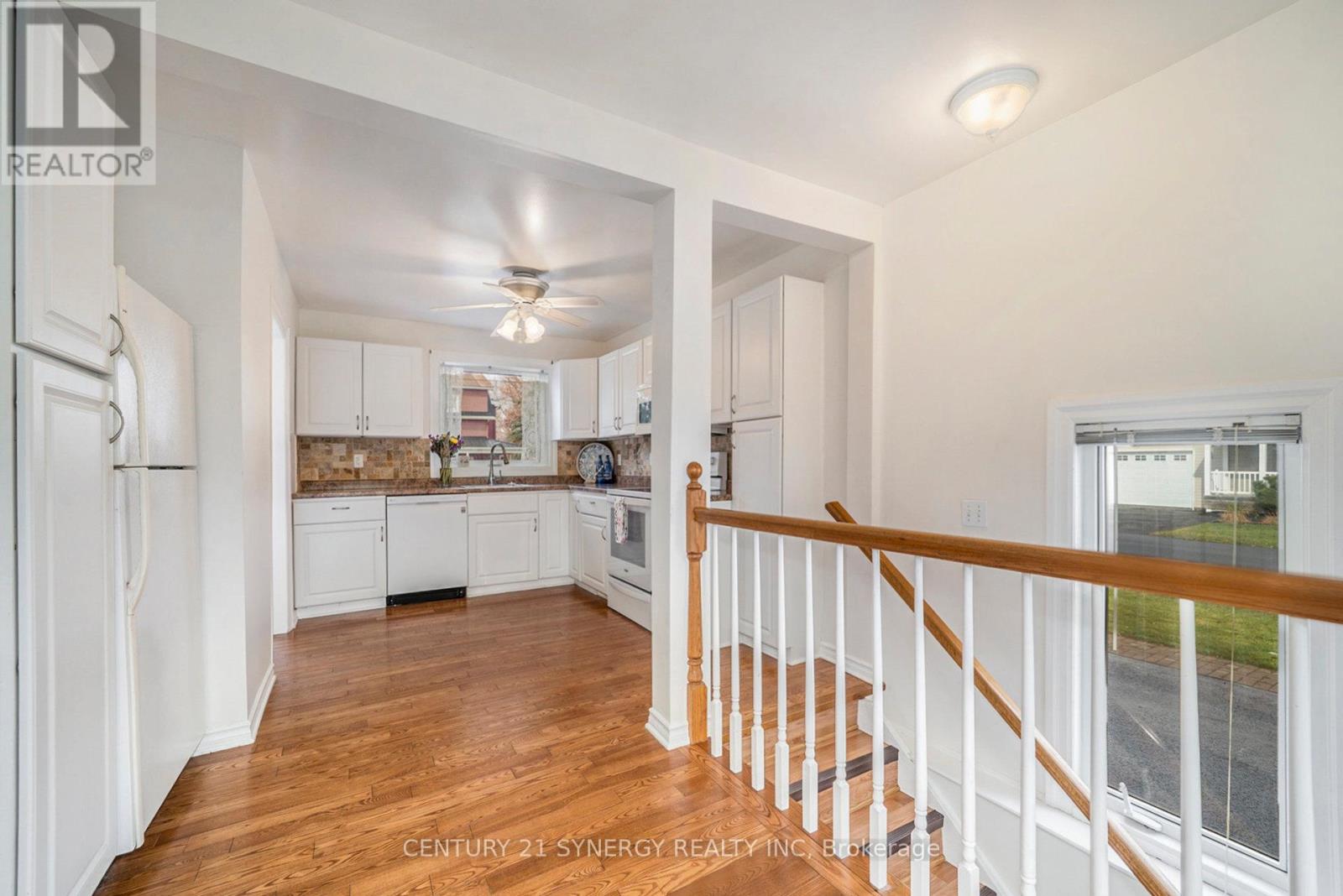 212 Maley Street, North Grenville, Ontario  K0G 1J0 - Photo 4 - X12478562