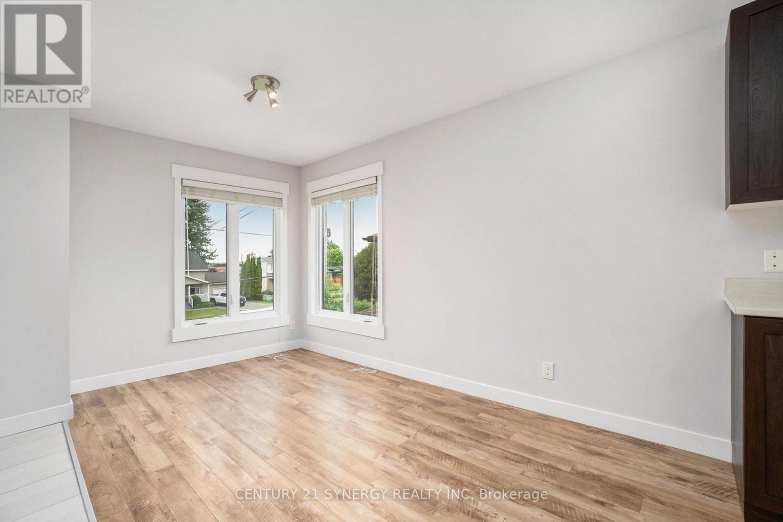 2 - 100 Laurier Street, Casselman, Ontario  K0A 1M0 - Photo 12 - X12478611