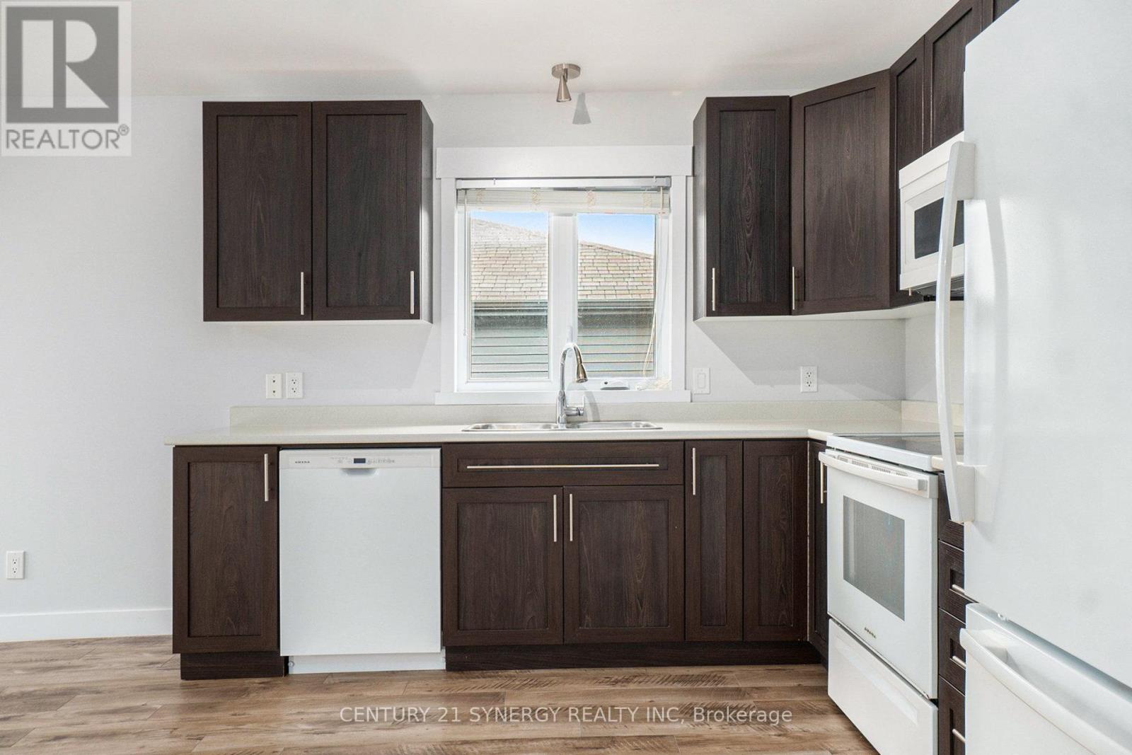 2 - 100 Laurier Street, Casselman, Ontario  K0A 1M0 - Photo 6 - X12478611
