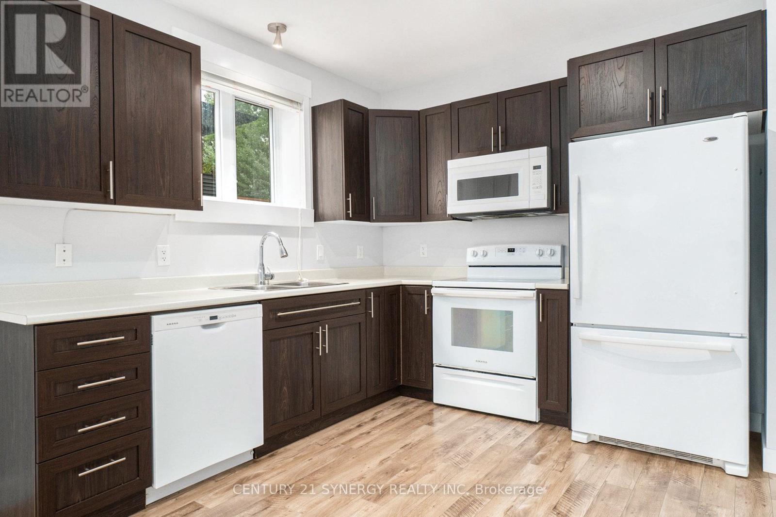 2 - 100 Laurier Street, Casselman, Ontario  K0A 1M0 - Photo 8 - X12478611