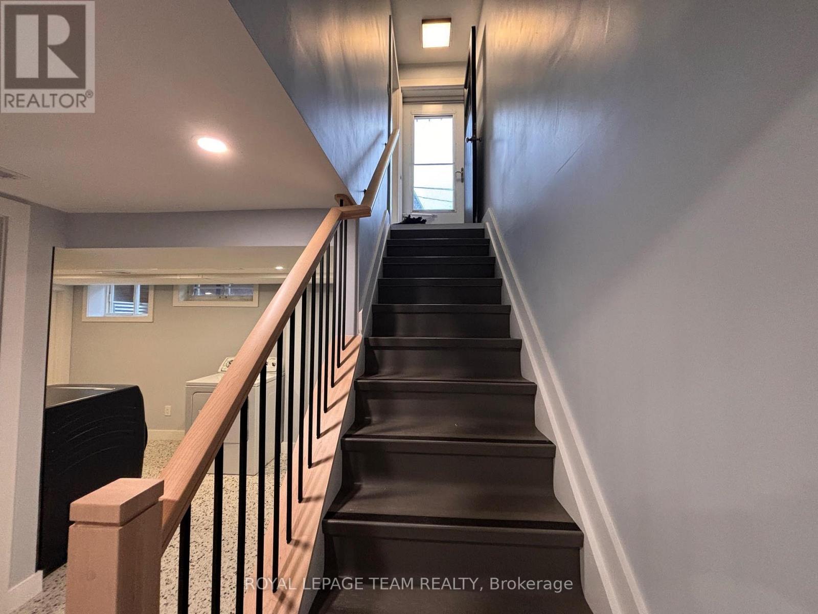 Unit B - 2177 Dublin Avenue, Ottawa, Ontario  K2C 0X7 - Photo 13 - X12478627