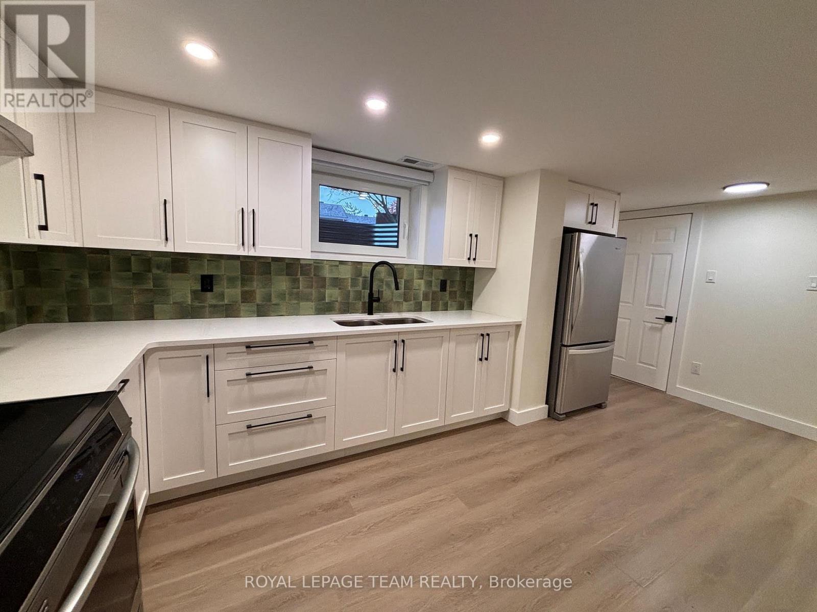 Unit B - 2177 Dublin Avenue, Ottawa, Ontario  K2C 0X7 - Photo 4 - X12478627