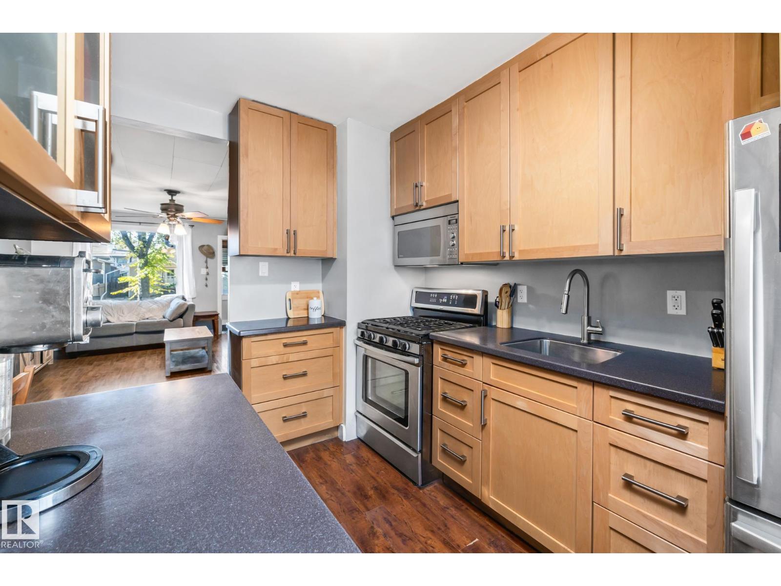 11423 85 St Nw, Edmonton, Alberta  T5B 3E1 - Photo 4 - E4463206
