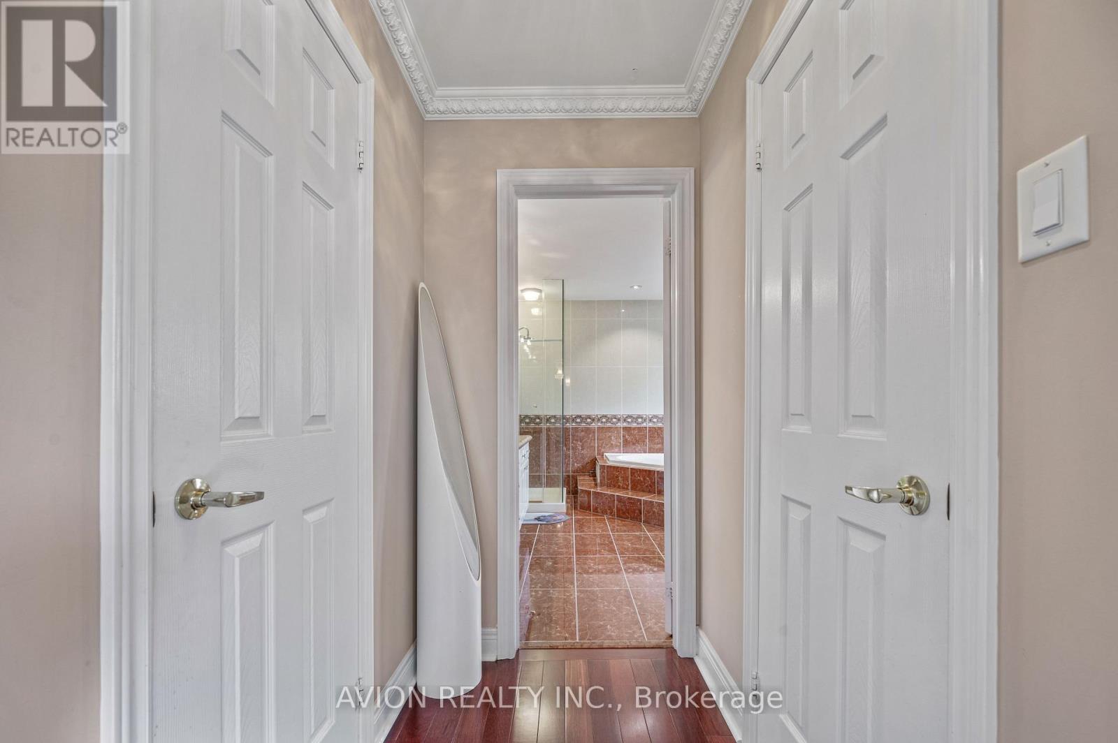 55 Frybrook Crescent, Richmond Hill, Ontario  L4B 4B9 - Photo 26 - N12478380