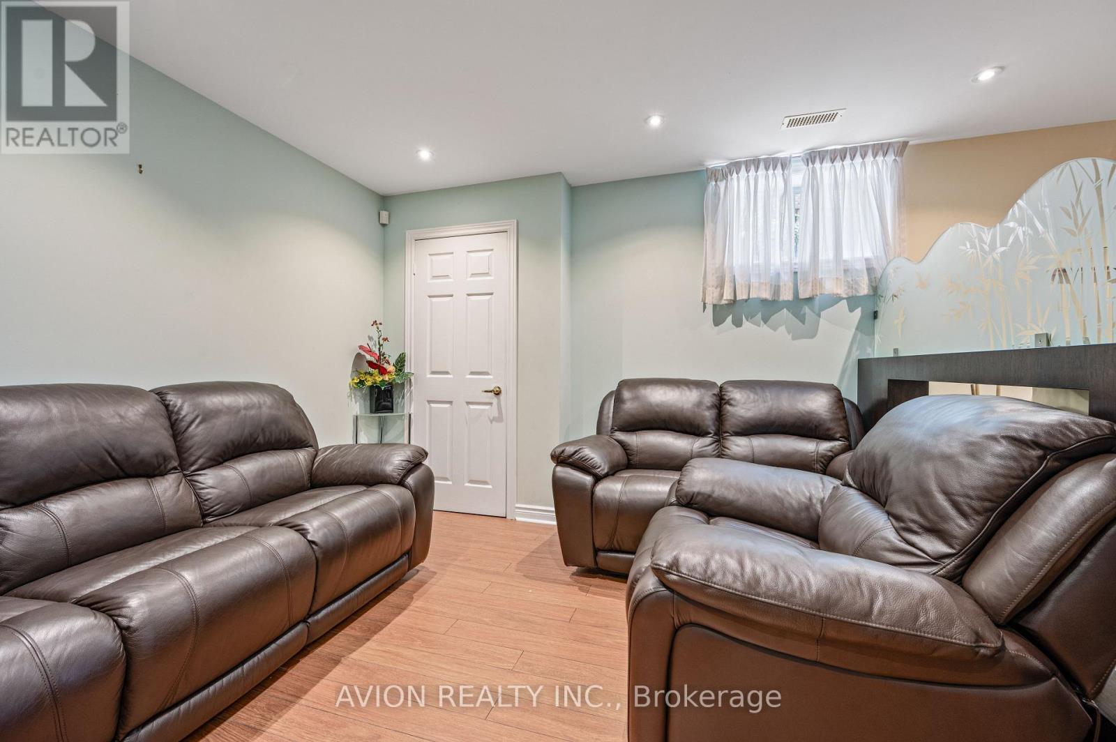 55 Frybrook Crescent, Richmond Hill, Ontario  L4B 4B9 - Photo 39 - N12478380