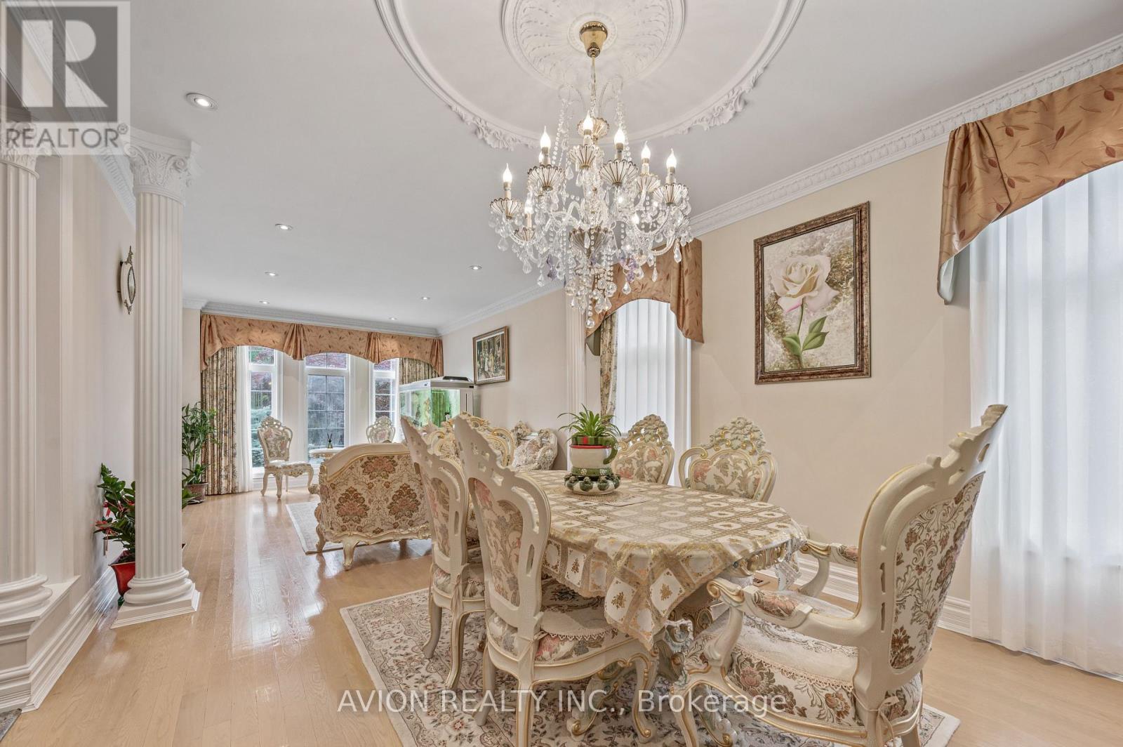 55 Frybrook Crescent, Richmond Hill, Ontario  L4B 4B9 - Photo 8 - N12478380