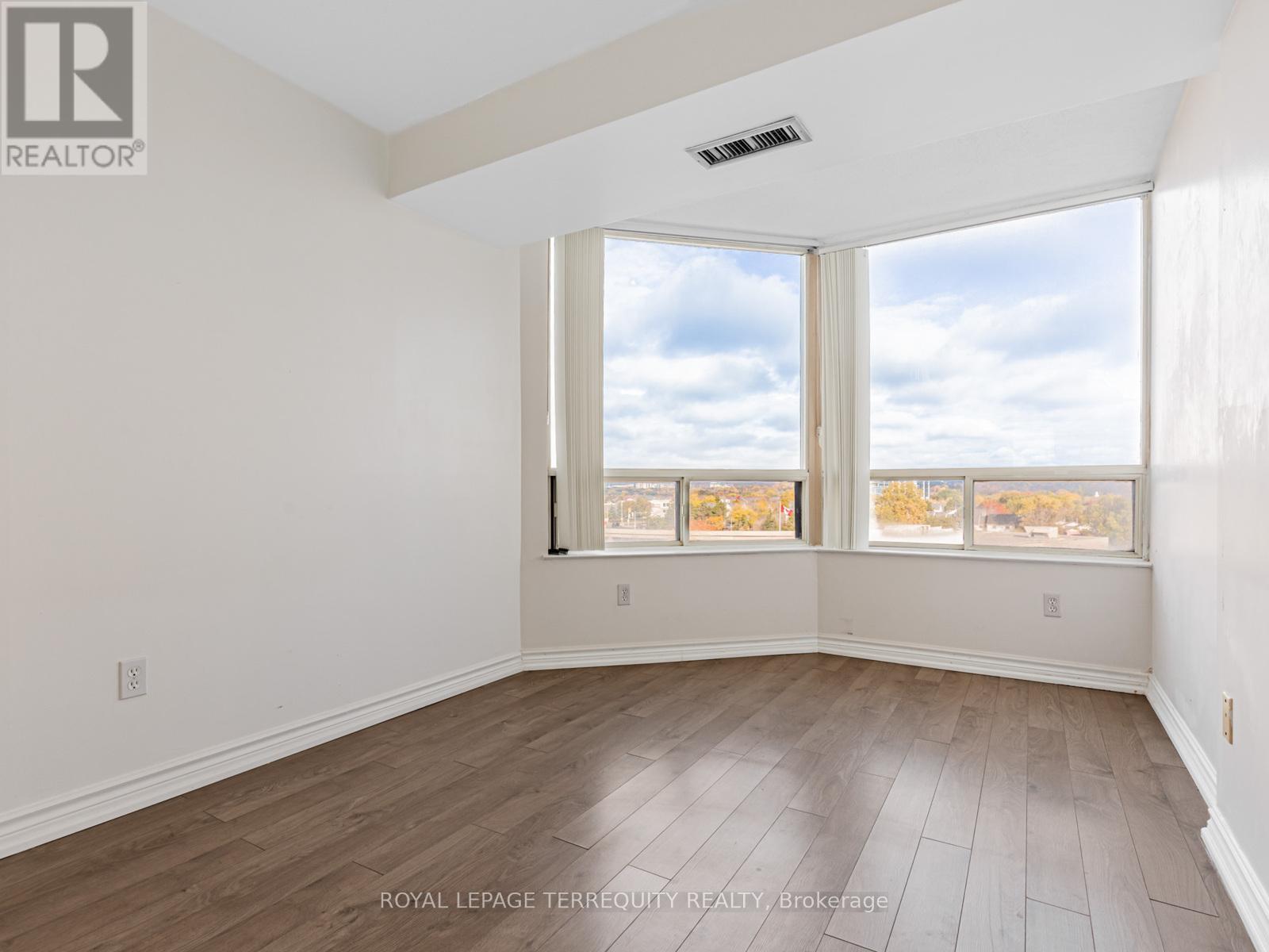 710 - 8501 Bayview Avenue, Richmond Hill, Ontario  L4B 3J7 - Photo 12 - N12478412