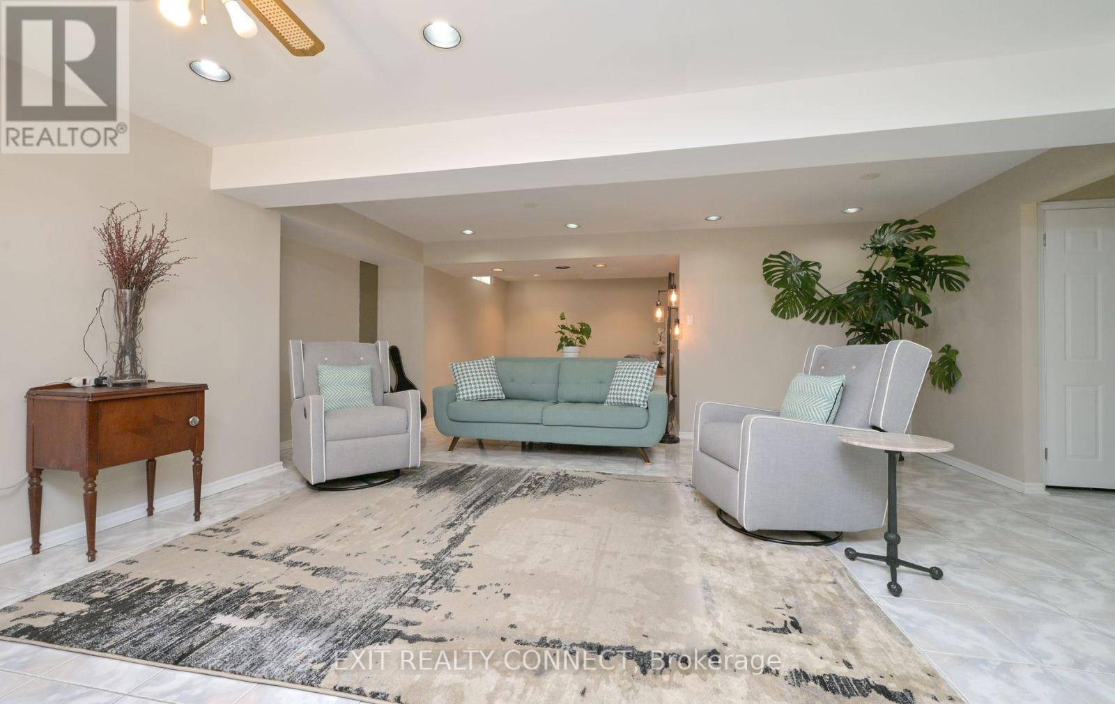 8912 Martin Grove Road, Vaughan, Ontario  L4H 1C3 - Photo 37 - N12478417
