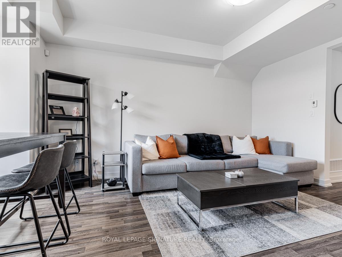 77 - 370c Red Maple Road, Richmond Hill, Ontario  L4C 6P5 - Photo 8 - N12478464