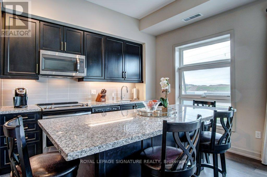 422 - 555 William Graham Drive, Aurora, Ontario  L4G 3H9 - Photo 10 - N12478502