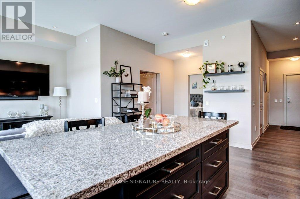 422 - 555 William Graham Drive, Aurora, Ontario  L4G 3H9 - Photo 13 - N12478510