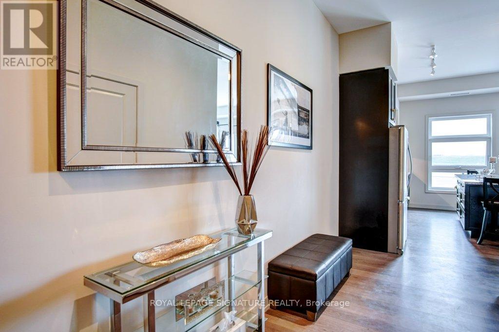 422 - 555 William Graham Drive, Aurora, Ontario  L4G 3H9 - Photo 3 - N12478510