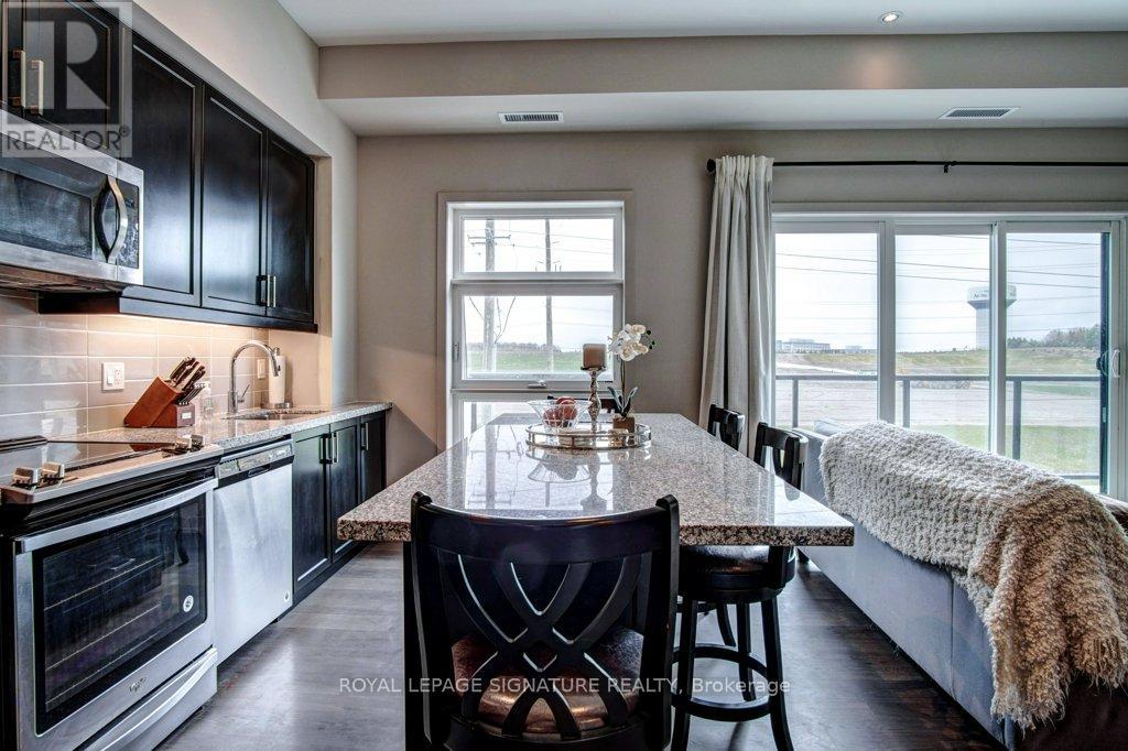 422 - 555 William Graham Drive, Aurora, Ontario  L4G 3H9 - Photo 9 - N12478510