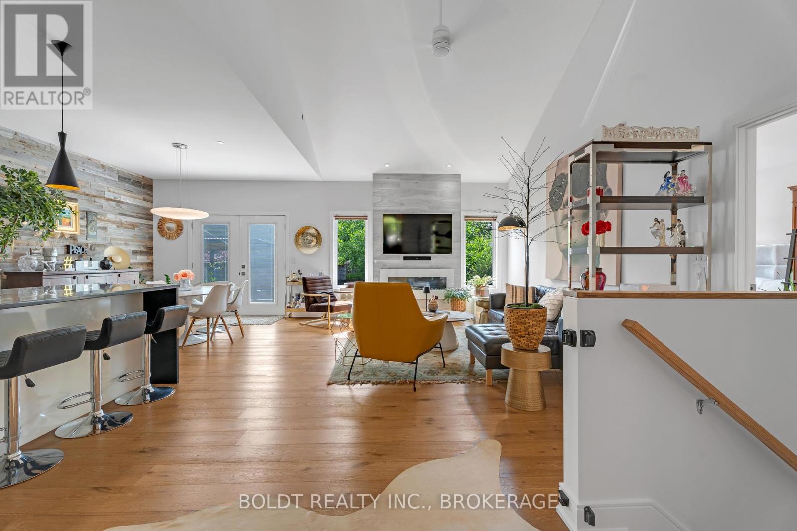 75 Parkside Drive, St. Catharines, Ontario  L2M 0B2 - Photo 10 - X12478522