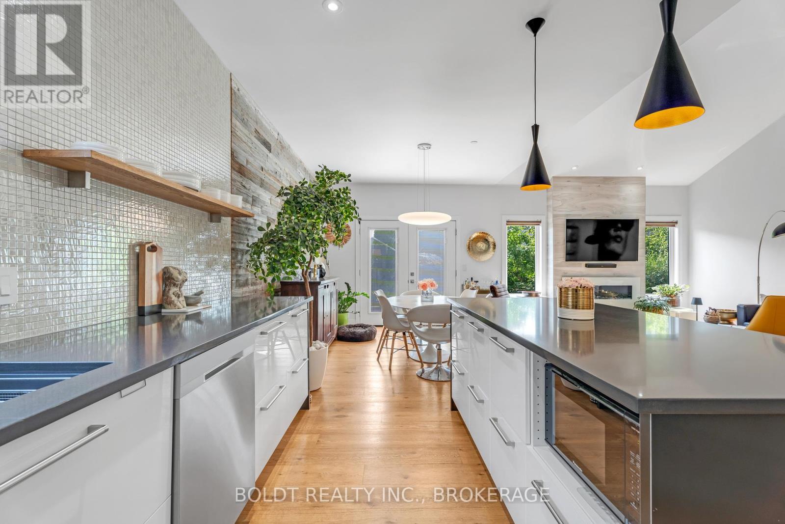 75 Parkside Drive, St. Catharines, Ontario  L2M 0B2 - Photo 16 - X12478522