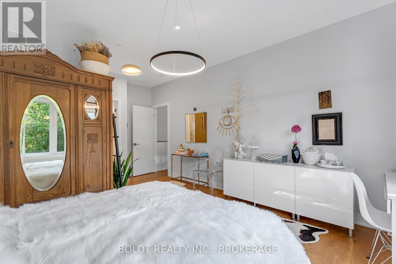 75 Parkside Drive, St. Catharines, Ontario  L2M 0B2 - Photo 19 - X12478522