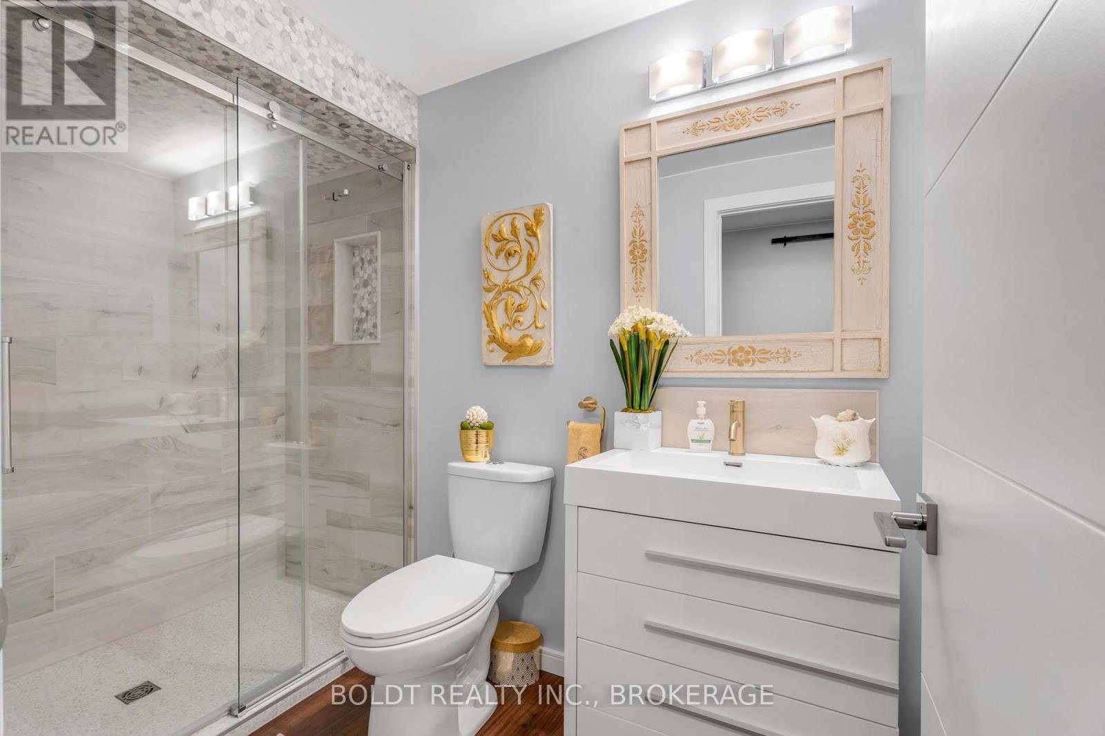 75 Parkside Drive, St. Catharines, Ontario  L2M 0B2 - Photo 28 - X12478522