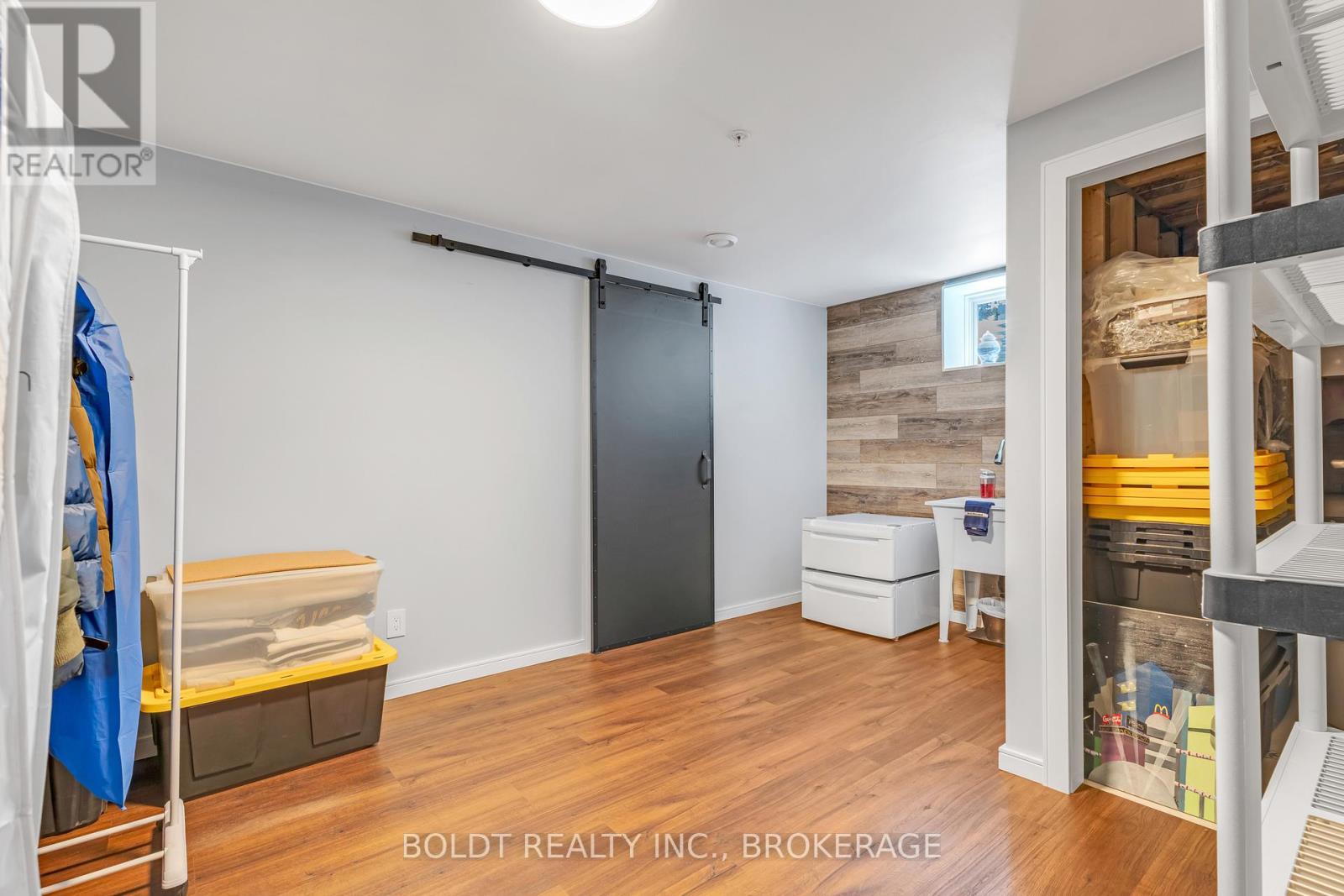 75 Parkside Drive, St. Catharines, Ontario  L2M 0B2 - Photo 29 - X12478522