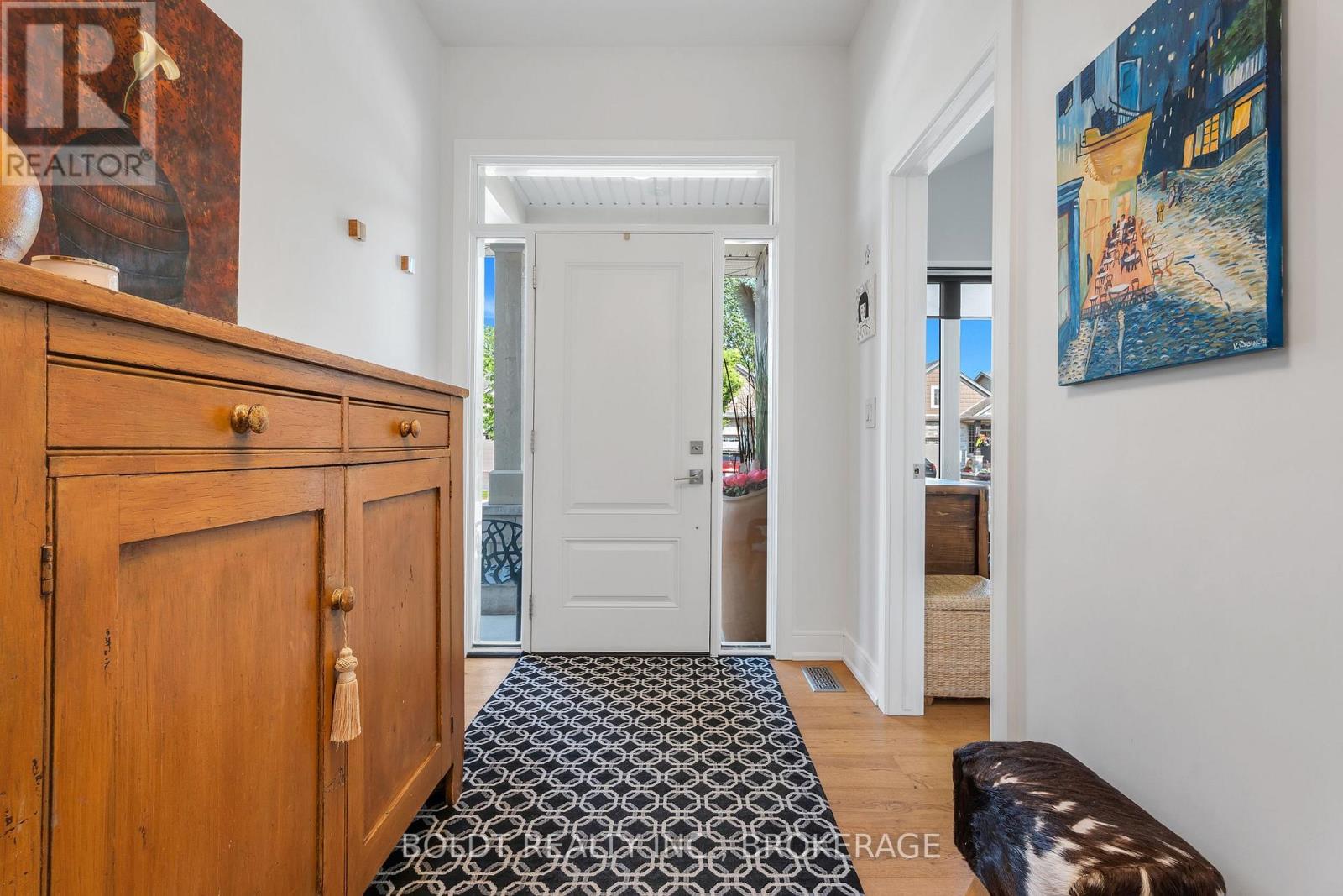 75 Parkside Drive, St. Catharines, Ontario  L2M 0B2 - Photo 4 - X12478522