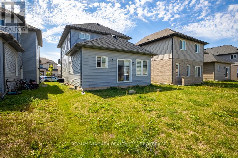 16 Bowman Crescent, Thorold, Ontario  L2V 0G3 - Photo 20 - X12478524