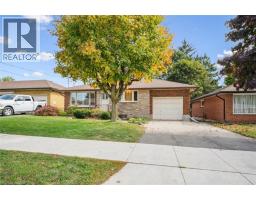 67 TRAYNOR Avenue, Kitchener, Ontario