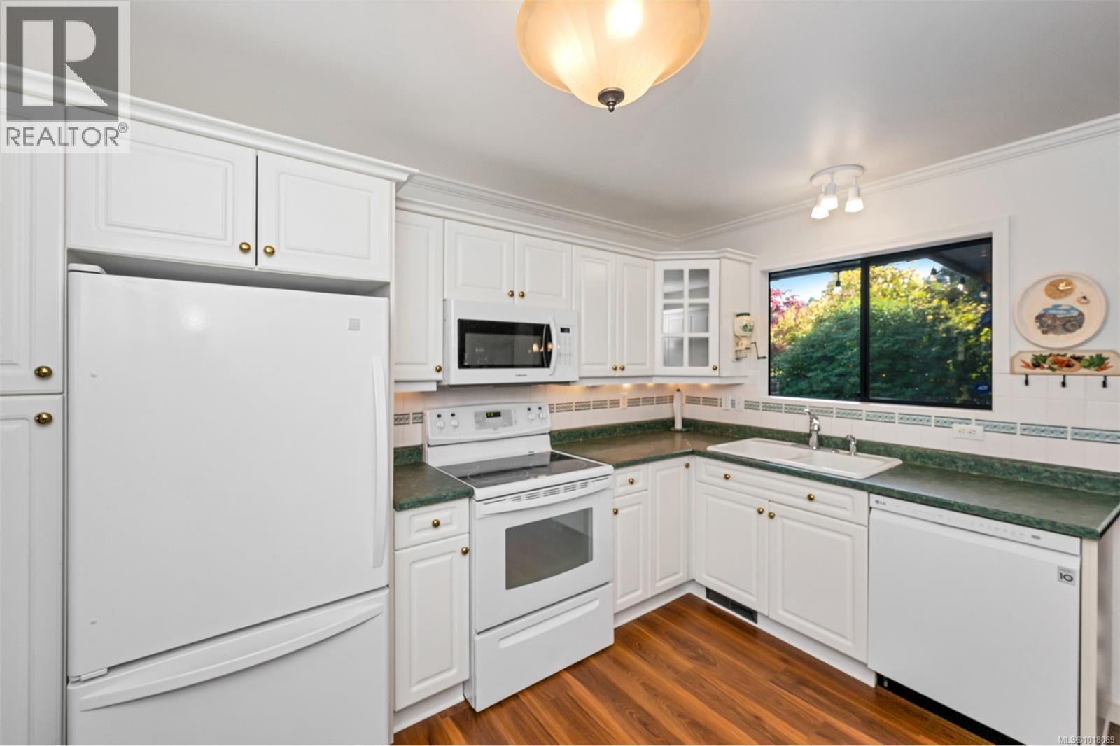 1680 Austin Pl, Cowichan Bay, British Columbia  V0R 1N1 - Photo 26 - 1018069