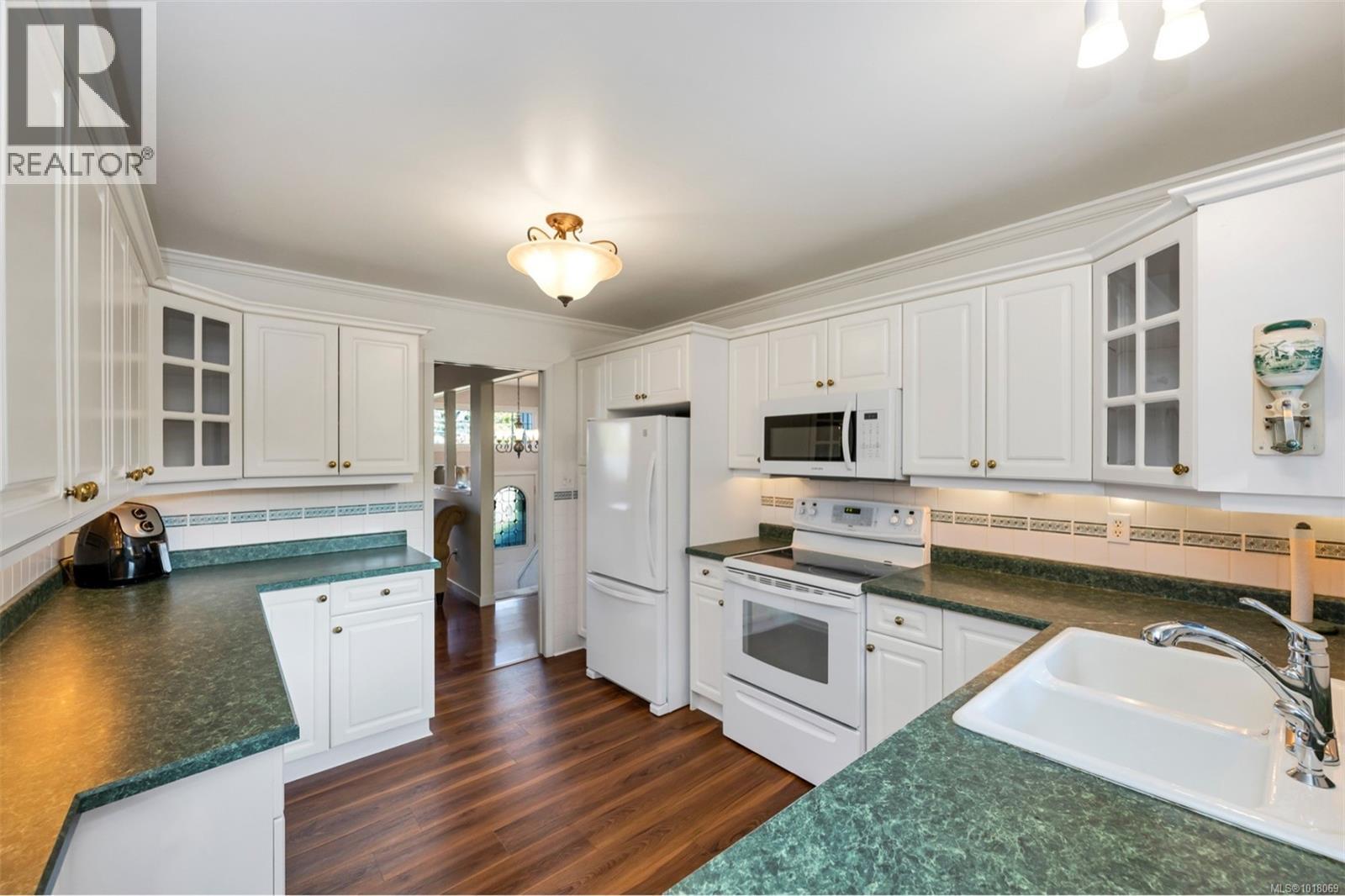 1680 Austin Pl, Cowichan Bay, British Columbia  V0R 1N1 - Photo 8 - 1018069