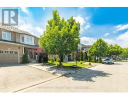 18 SNOWSHOE LANE, Brampton, Ontario