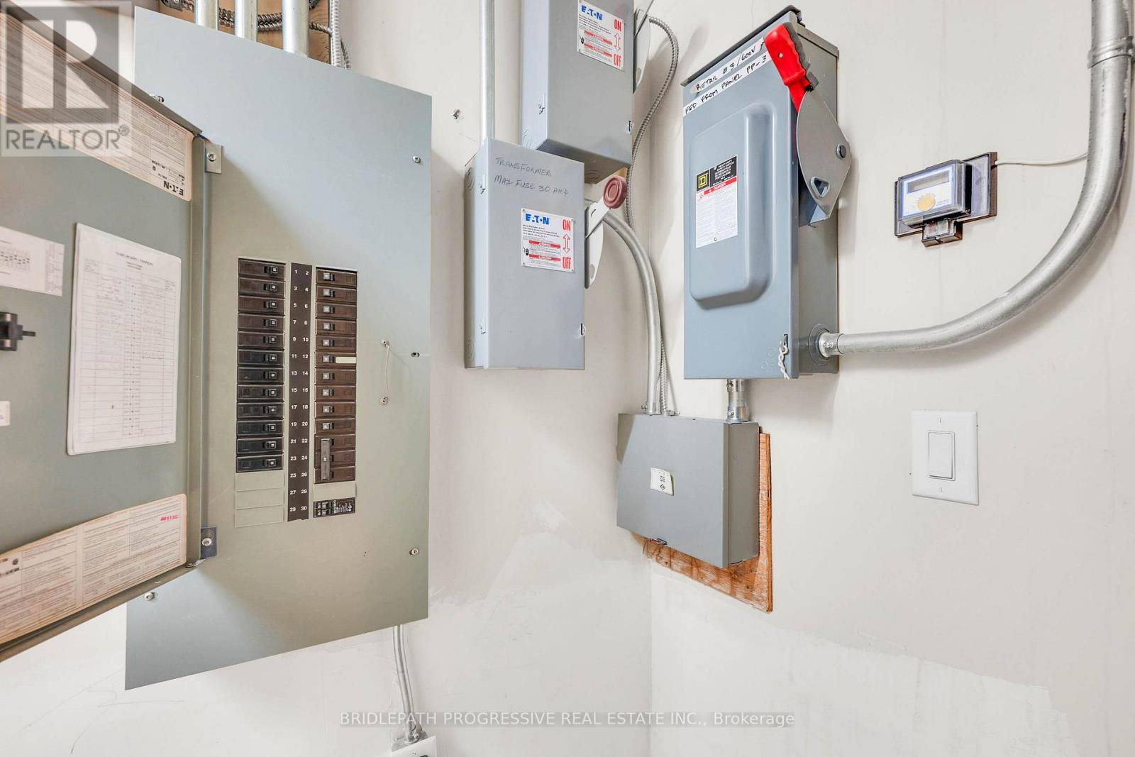 3 - 1644 Bloor Street W, Toronto, Ontario  M6P 1A7 - Photo 24 - W12478325