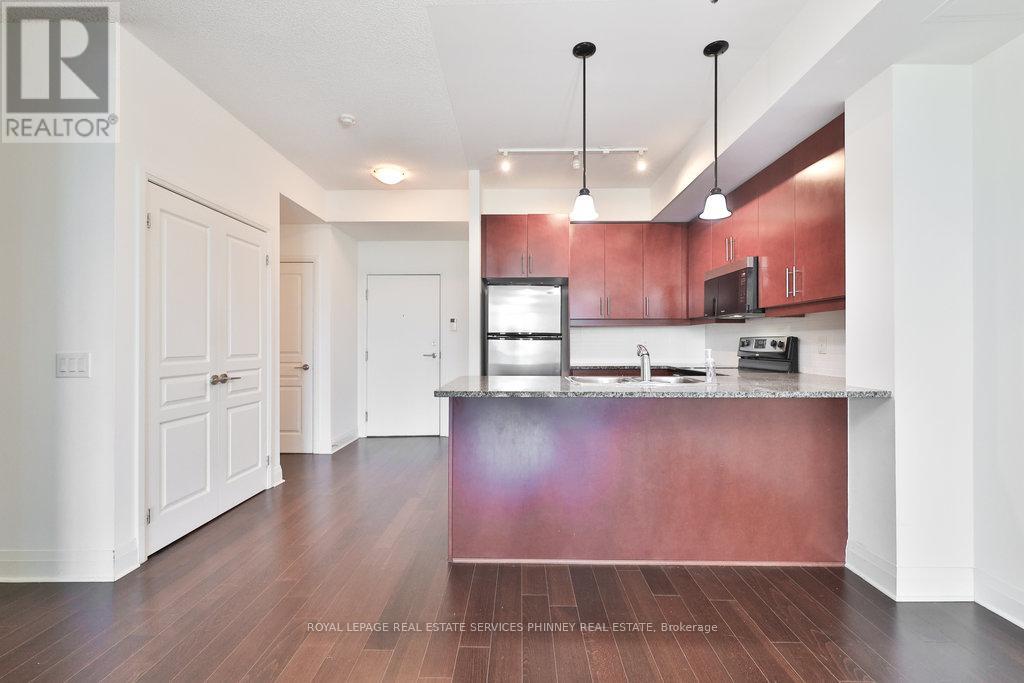 1606 - 1 Hurontario Street, Mississauga, Ontario  L5G 0A3 - Photo 11 - W12478363
