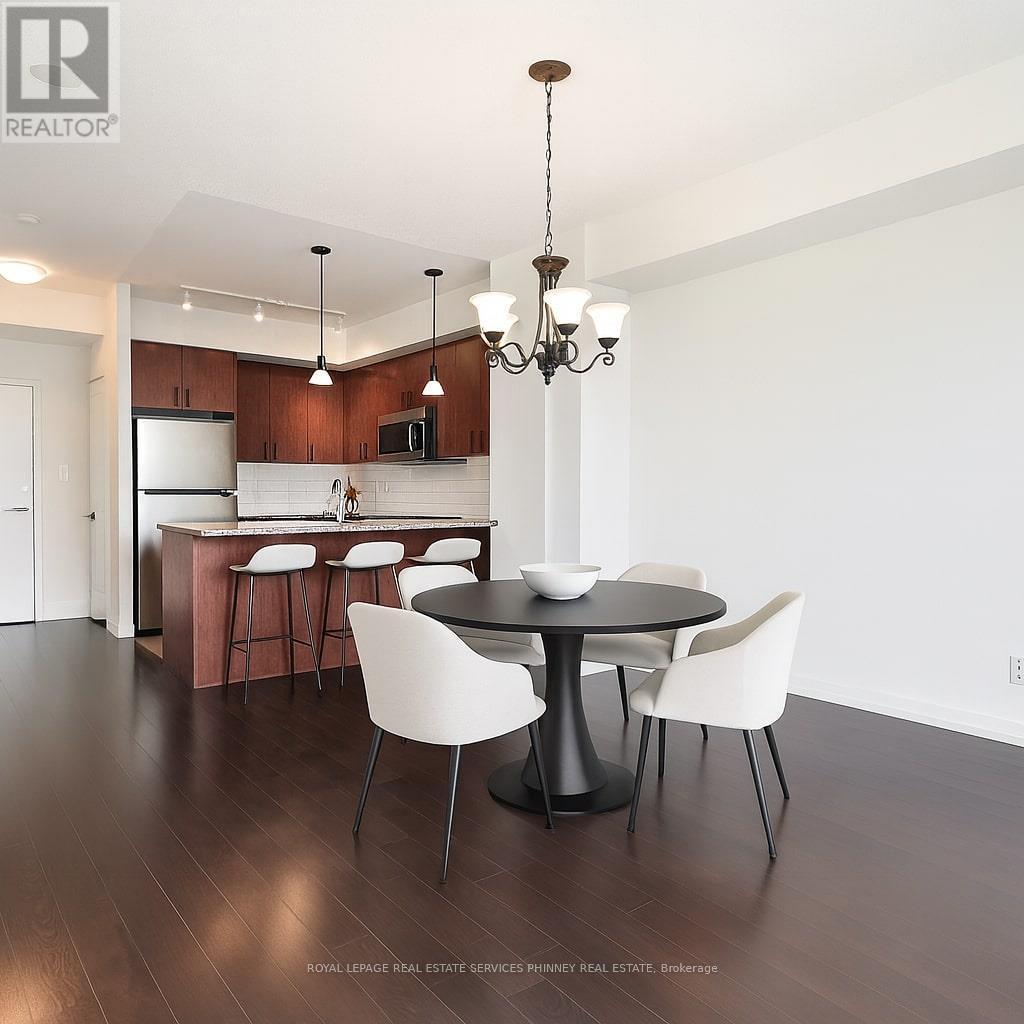 1606 - 1 Hurontario Street, Mississauga, Ontario  L5G 0A3 - Photo 14 - W12478363