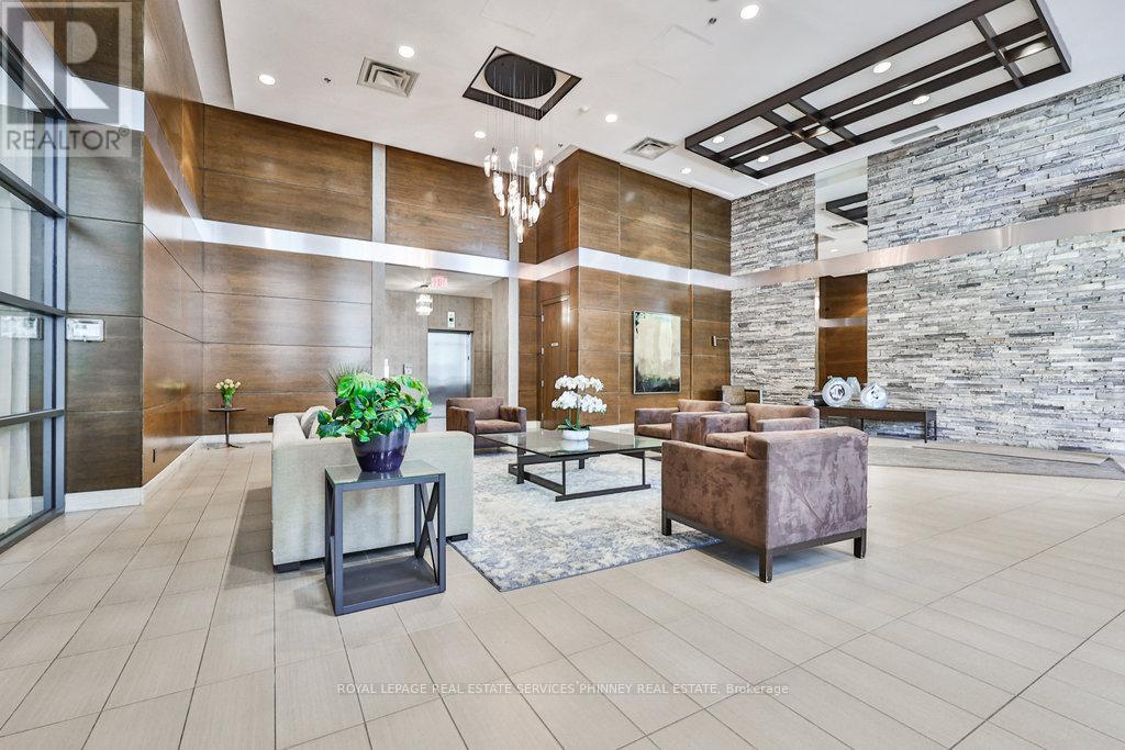 1606 - 1 Hurontario Street, Mississauga, Ontario  L5G 0A3 - Photo 4 - W12478363