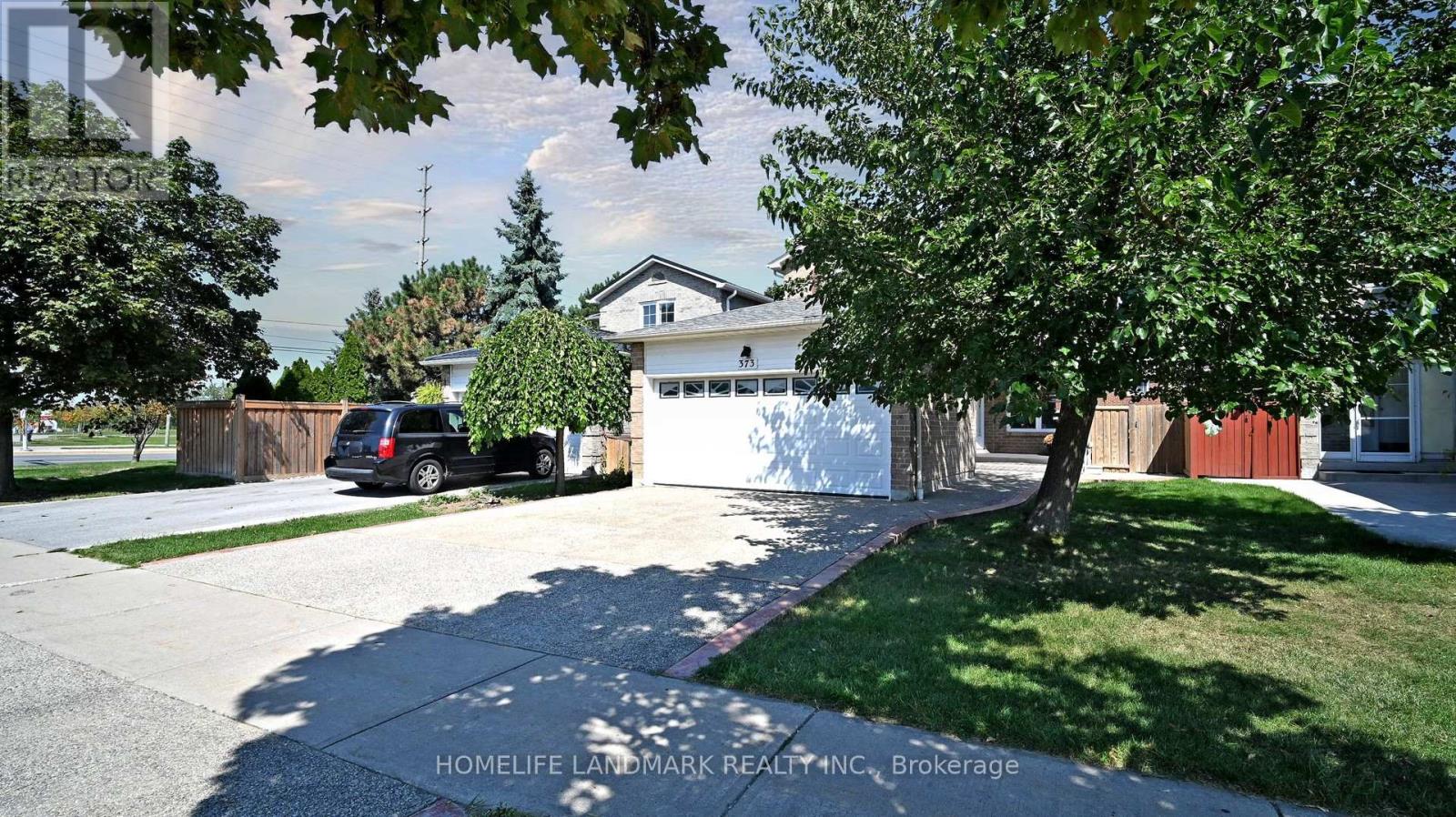 373 KINGSBRIDGE GARDEN CIRCLE, Mississauga, Ontario