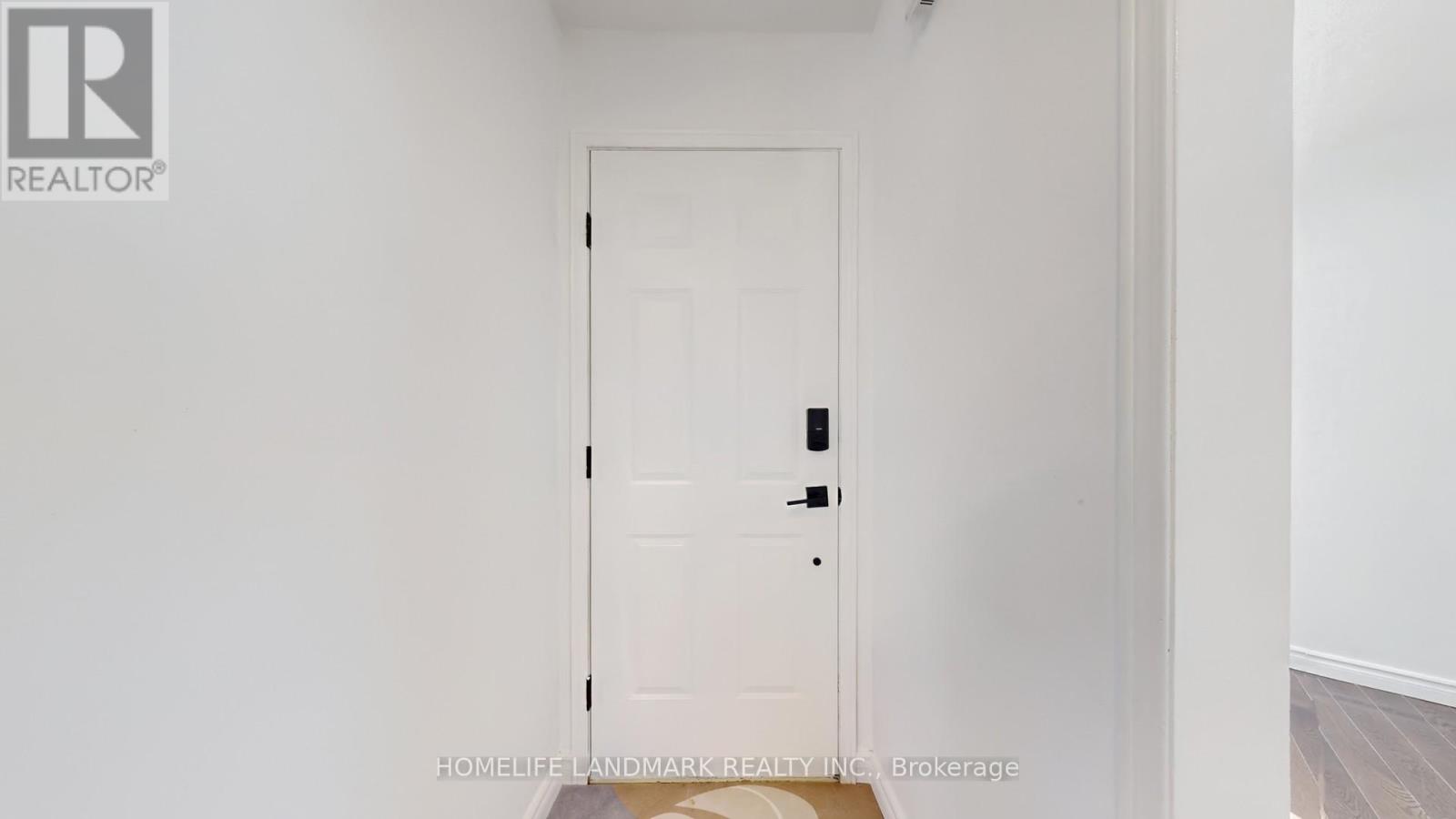 373 Kingsbridge Garden Circle, Mississauga, Ontario  L5R 1K9 - Photo 13 - W12478368