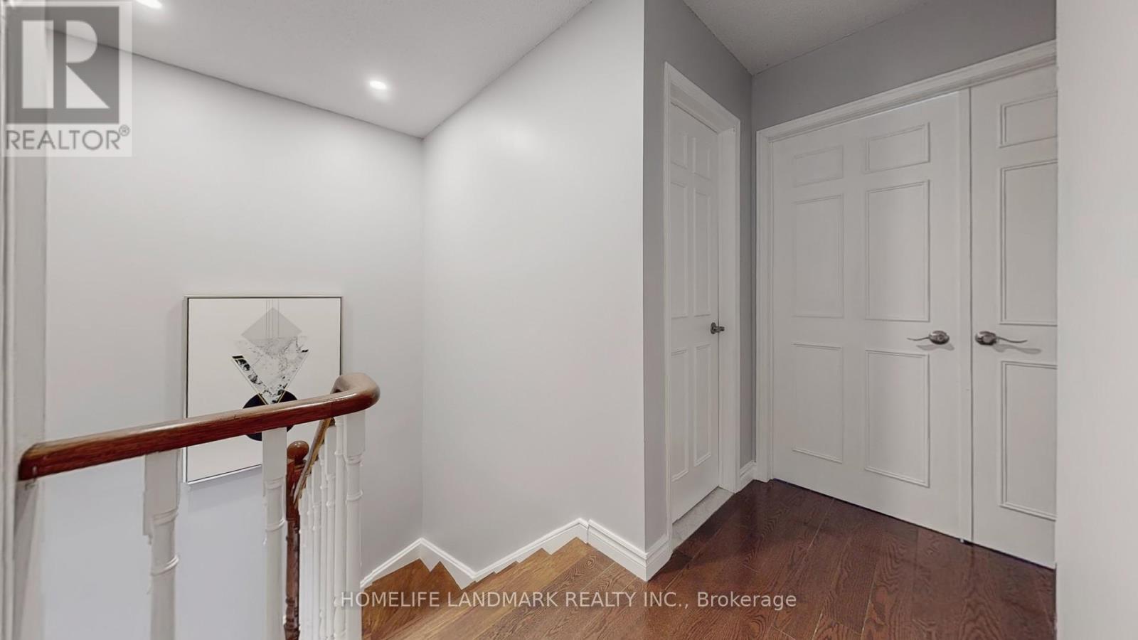 373 Kingsbridge Garden Circle, Mississauga, Ontario  L5R 1K9 - Photo 16 - W12478368