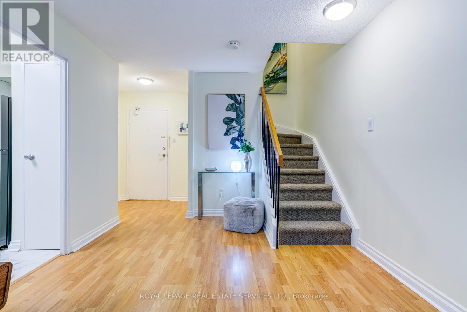 115 - 100 Quebec Avenue, Toronto, Ontario  M6P 4B8 - Photo 11 - W12478392