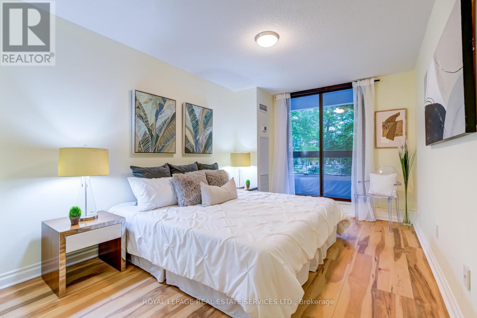115 - 100 Quebec Avenue, Toronto, Ontario  M6P 4B8 - Photo 13 - W12478392