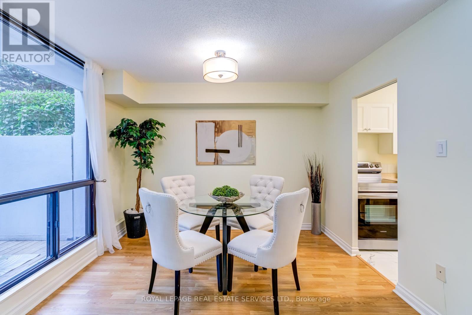 115 - 100 Quebec Avenue, Toronto, Ontario  M6P 4B8 - Photo 6 - W12478392