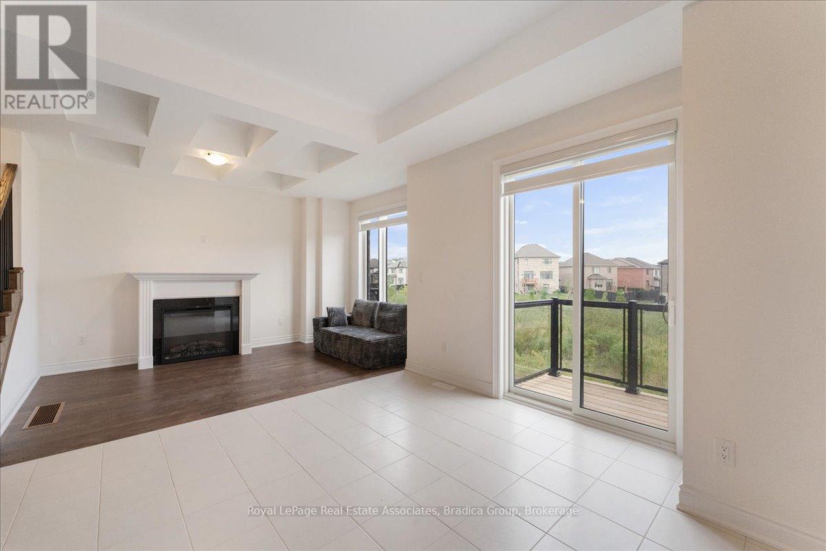 3077 Perkins Way, Oakville, Ontario  L6H 7G1 - Photo 13 - W12478396