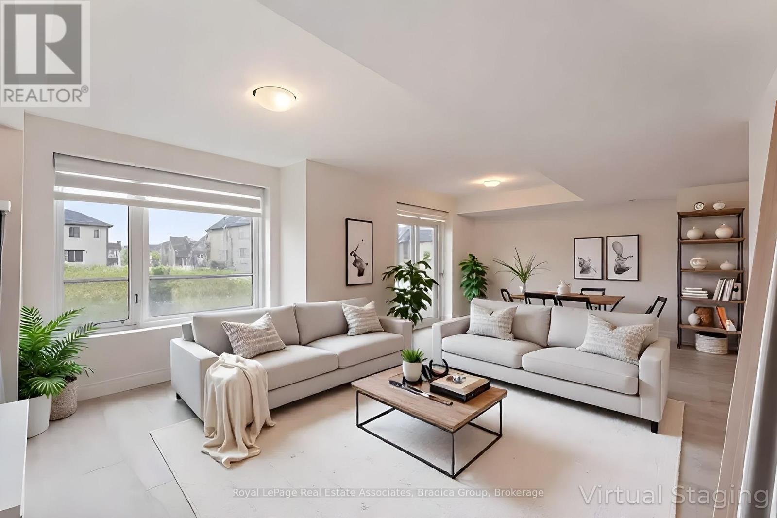 3077 Perkins Way, Oakville, Ontario  L6H 7G1 - Photo 3 - W12478396