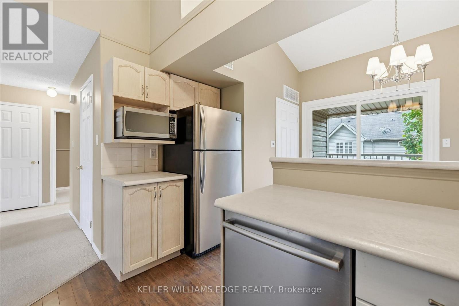 66 - 3333 New Street, Burlington, Ontario  L7N 1N1 - Photo 13 - W12478407