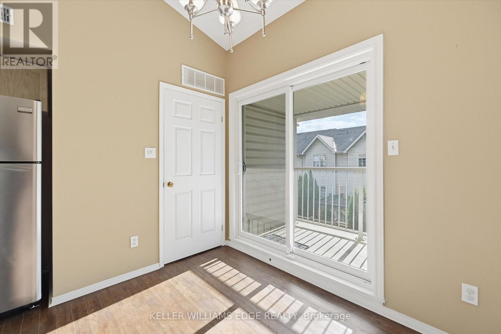 66 - 3333 New Street, Burlington, Ontario  L7N 1N1 - Photo 15 - W12478407