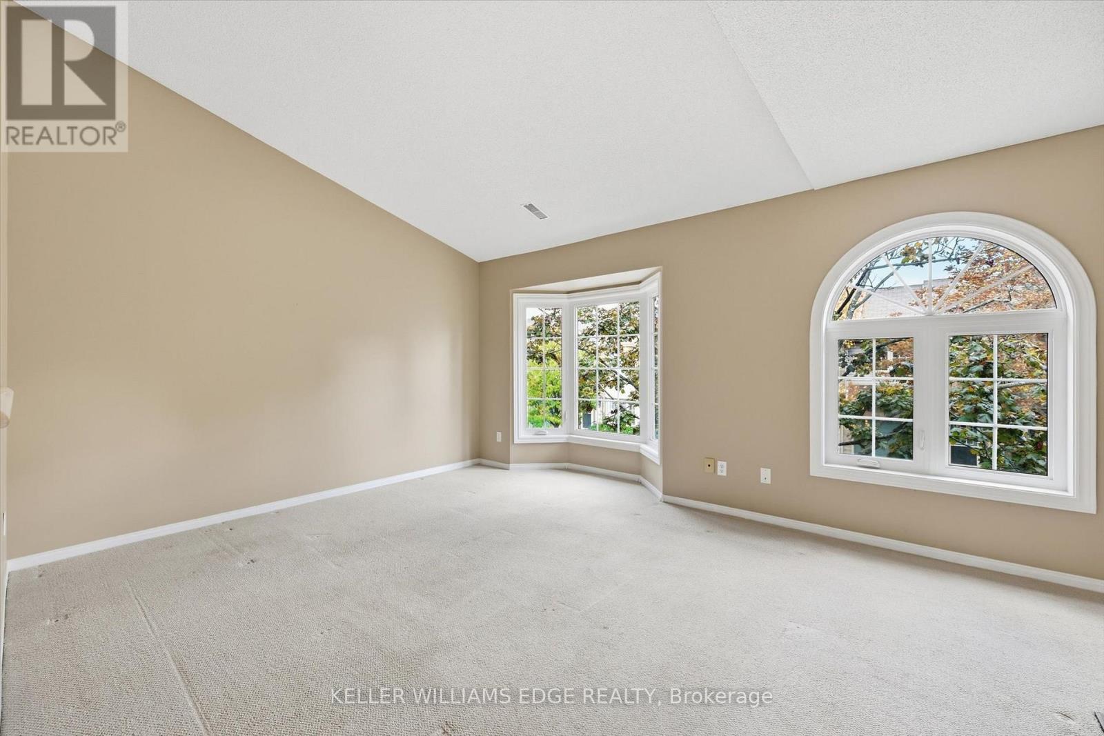 66 - 3333 New Street, Burlington, Ontario  L7N 1N1 - Photo 5 - W12478407