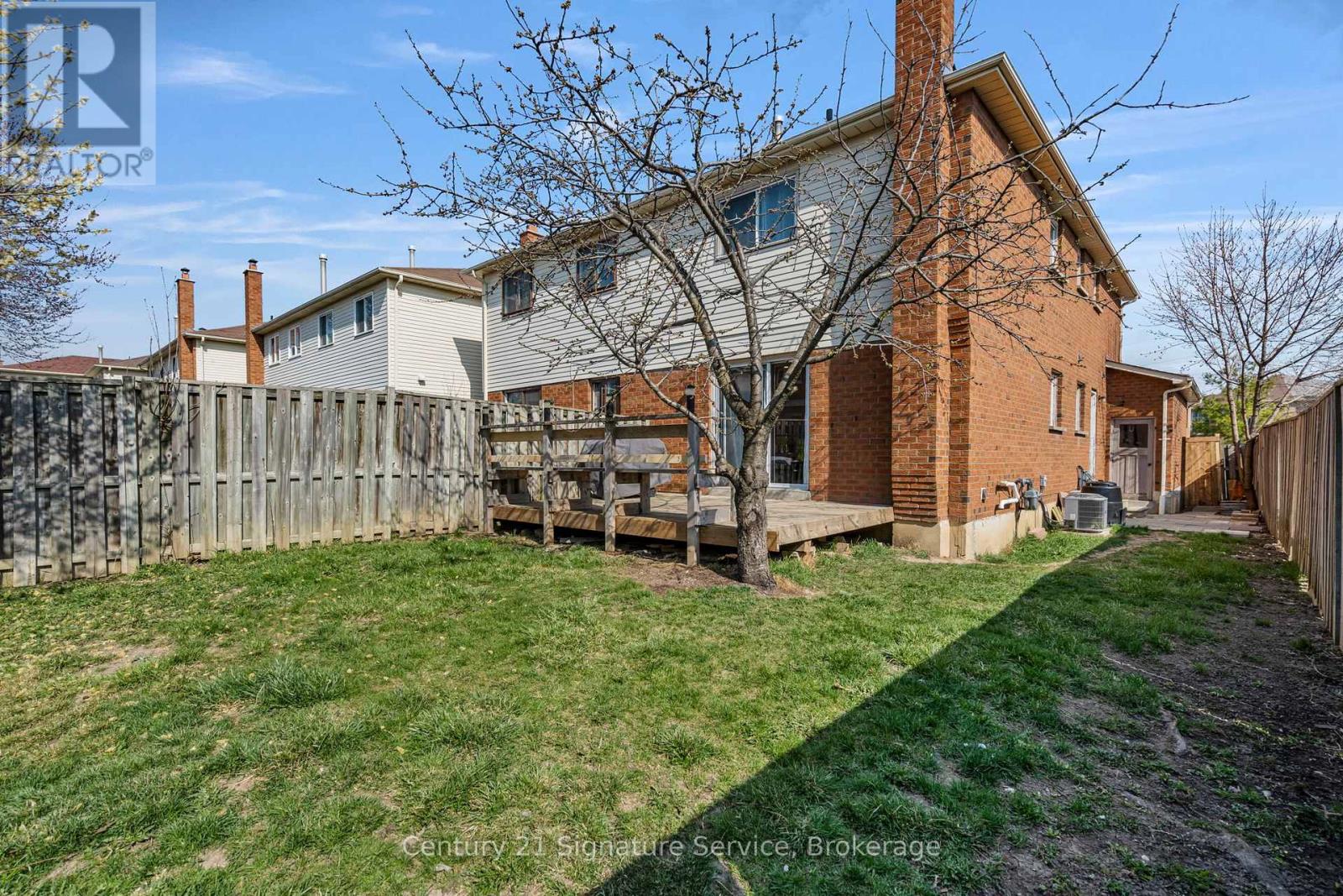 80 Dutch Crescent, Brampton, Ontario  L6Y 3X1 - Photo 22 - W12478430