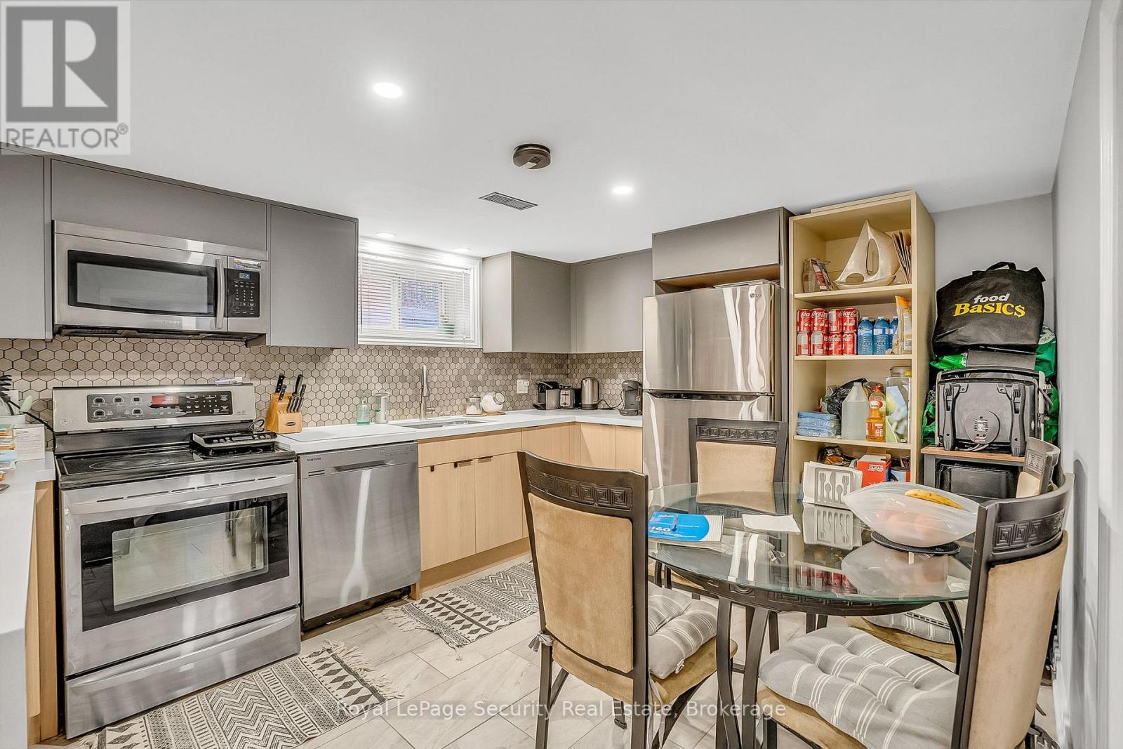 39 Boniface Avenue, Toronto, Ontario  M9W 1T5 - Photo 26 - W12478447