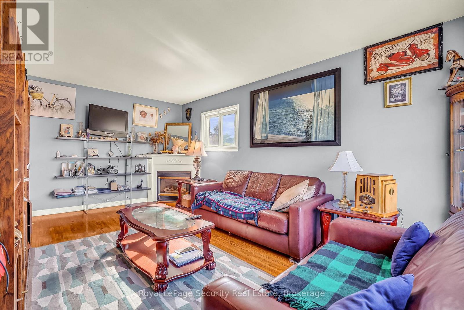 39 Boniface Avenue, Toronto, Ontario  M9W 1T5 - Photo 7 - W12478447