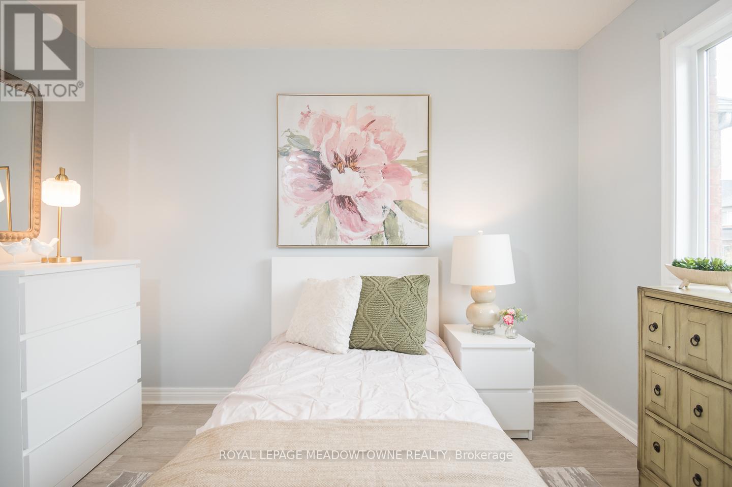 1311 Weller Cross, Milton, Ontario  L9T 6K4 - Photo 24 - W12478451