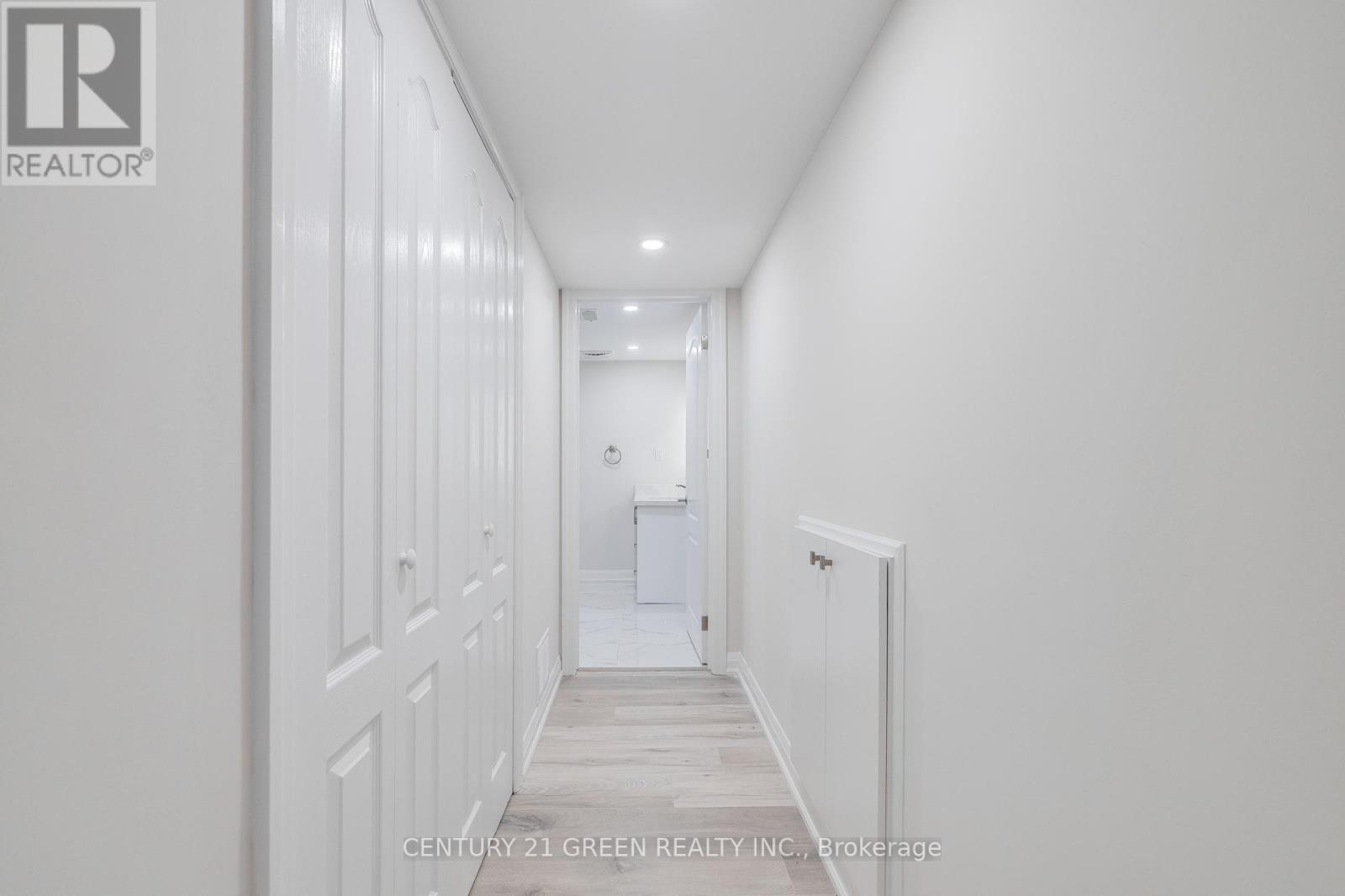 1436 Connaught Terrace, Milton, Ontario  L9E 0B2 - Photo 36 - W12478488